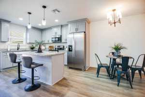 2710 Lindell Ave (11)