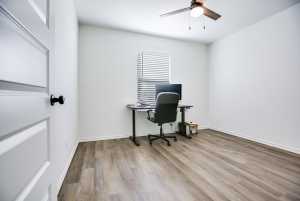 2710 Lindell Ave (17)