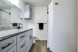2710 Lindell Ave (21)