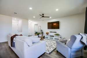 2710 Lindell Ave (8)