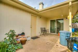 601 Van Zandt St (22)