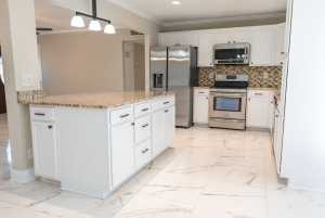 2779 Notre Dame Ave (12)