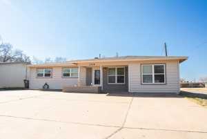 2779 Notre Dame Ave (3)