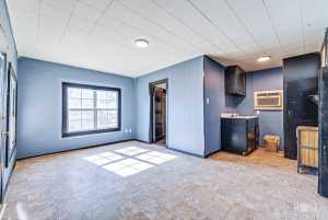 423 S Washington Dr (26)