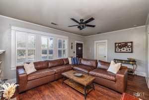 423 S Washington Dr (6)