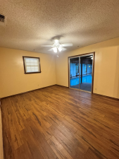 710 State Court Dr (10)
