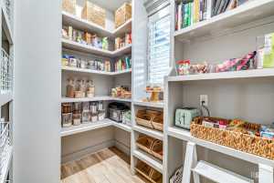 4742 Karsten Creek (11)