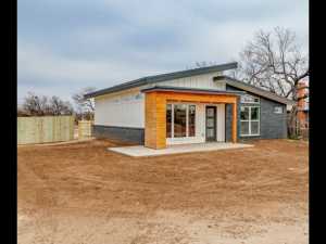 1608 Preusser St (2)