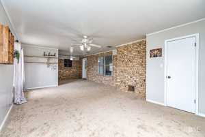 606 Nichols St (24)