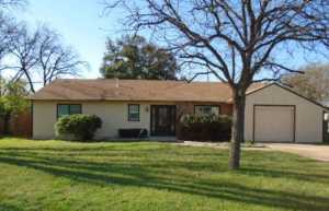 2717 University Ave
