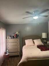 210 W Ave B (11)