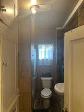 210 W Ave B (13)