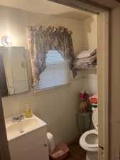 210 W Ave B (18)