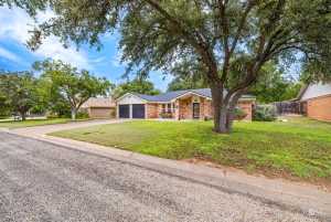 3502 Lindenwood Dr (33)