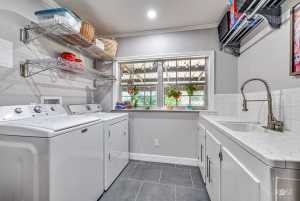 2505 Douglas Dr (31)