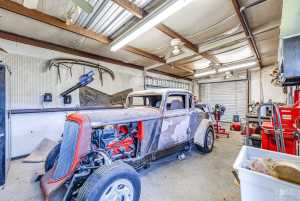 2505 Douglas Dr (33)