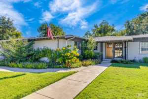 2505 Douglas Dr (4)