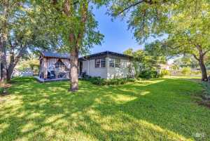 2505 Douglas Dr (43)