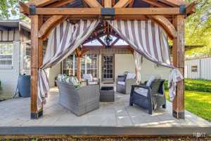 2505 Douglas Dr (45)