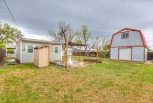 2205 Live Oak Dr (31)