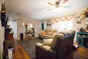 213 N Van Buren St (5)