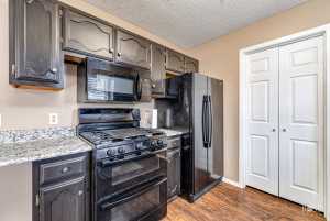 136 E 42nd St (13)