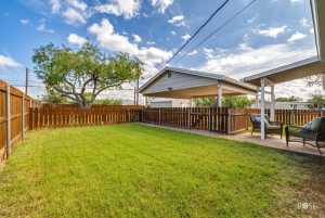 136 E 42nd St (26)