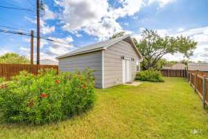 136 E 42nd St (30)