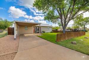 136 E 42nd St (4)
