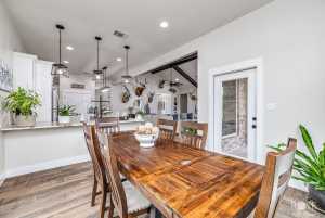 5949 Merrick St (17)