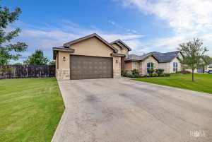 5949 Merrick St (4)