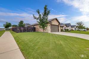 5949 Merrick St (5)