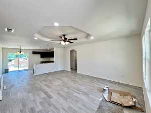 317 E 25th St (3)
