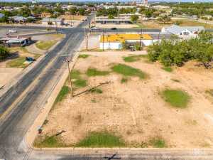 320 W Ave O (18)