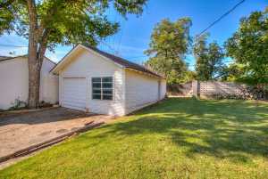 415 S Park St (36)