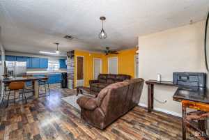 812 E Harris Ave (3)