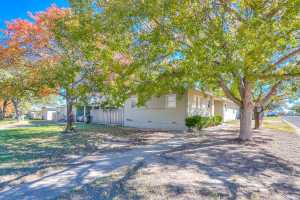 2645 Raney St (3)
