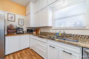 404 Monroe St (9)