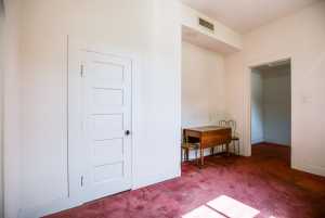 427 W Twohig Ave (10)