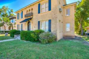 427 W Twohig Ave (2)