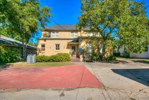 427 W Twohig Ave (31)