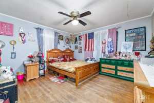 9906 Fuchs Rd (33)