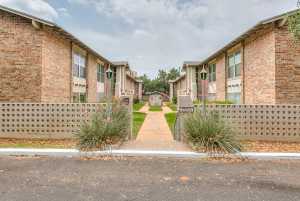 2472 - D University Ave