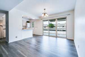 2472 - D University Ave (11)