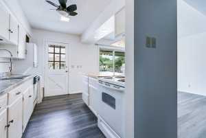 2472 - D University Ave (15)