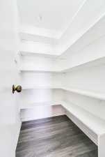 2472 - D University Ave (33)