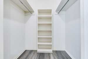 2472 - D University Ave (18)