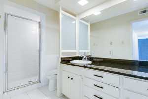 2472 - D University Ave (19)