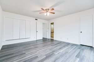 2472 - D University Ave (22)