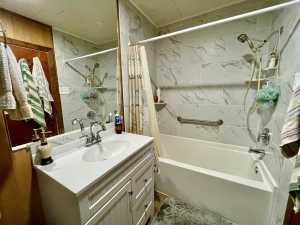 33 W 34th St (9)